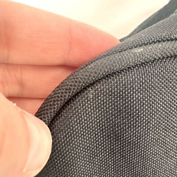 Hugo Boss Men’s Canvas Adjustable Strap Pockets Messenger Laptop Bag Black Large - Picture 3 of 10